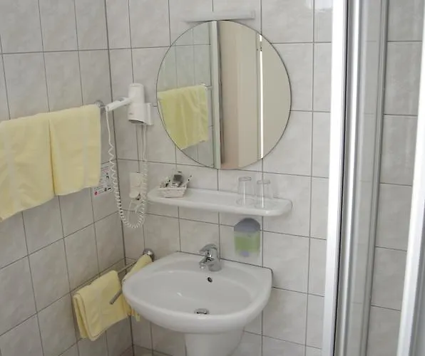 Eichenhof Отель Кляйн-Рекен